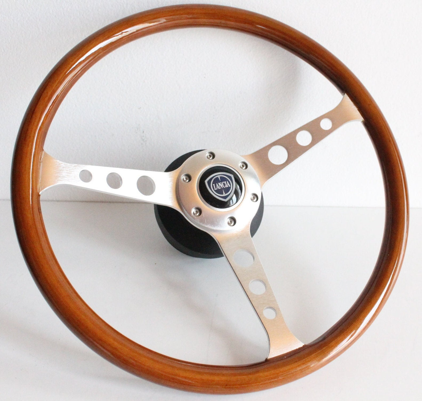 Steering wheel fits For Lancia Used custom rebuld wood spokes 380mm wooden vintage hand rebuilded For Flavia 1971-1976