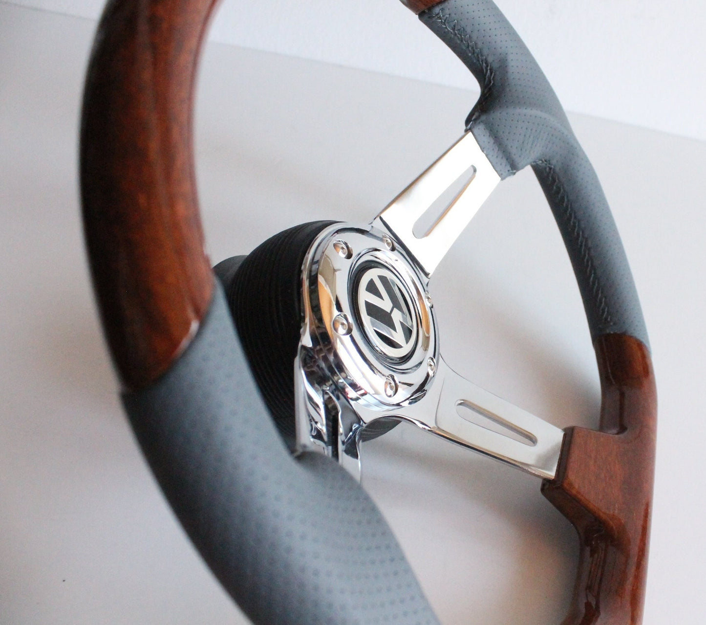 Steering wheel fits For VW Used  custom rebuld wood Grey leather 350mm wooden classic vintage hand rebuilded For Golf Jetta Mk4  Passat B5