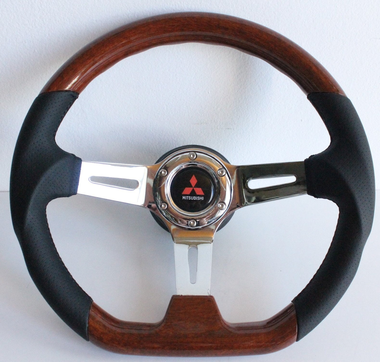 Steering wheel fits For Mitsubishi Used Hand rebuilded Deep dish  leather Wood Flat For Eclipse,lancer evo Galant Pajero custom rebuilded