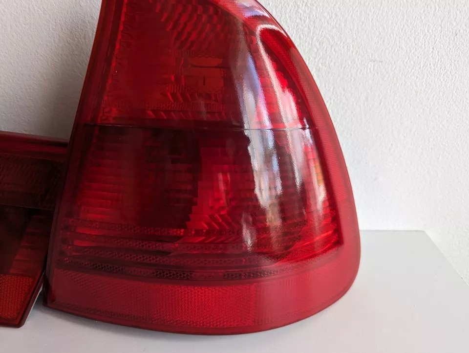 Taillights BMW E46 Touring  Customed rebuilded All red Tinted by hand Customised Tinted