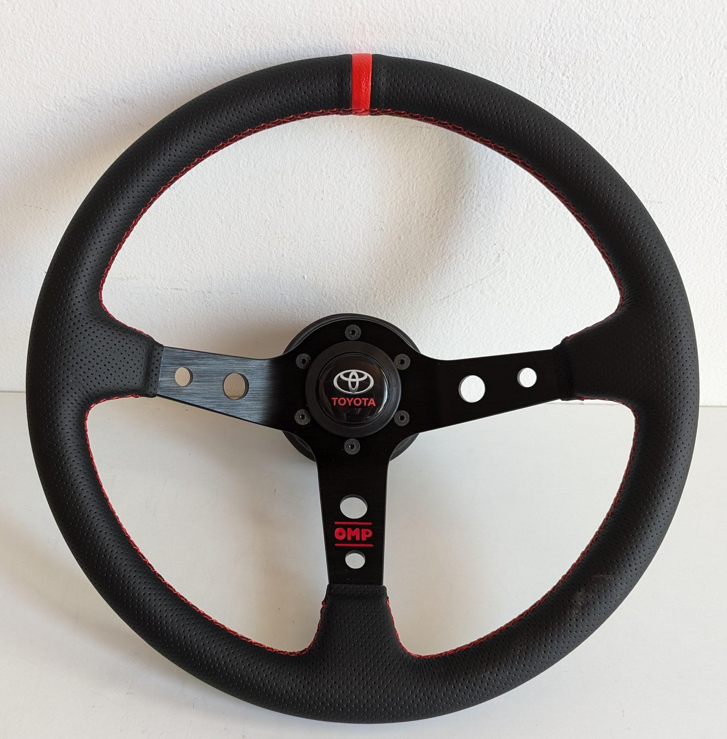 Steering wheel fits For TOYOTA Used custom rebuild Red perforated leather hand rebuilded Deep Dish Sport For  Celica Supra Mr2 Corolla Hiace